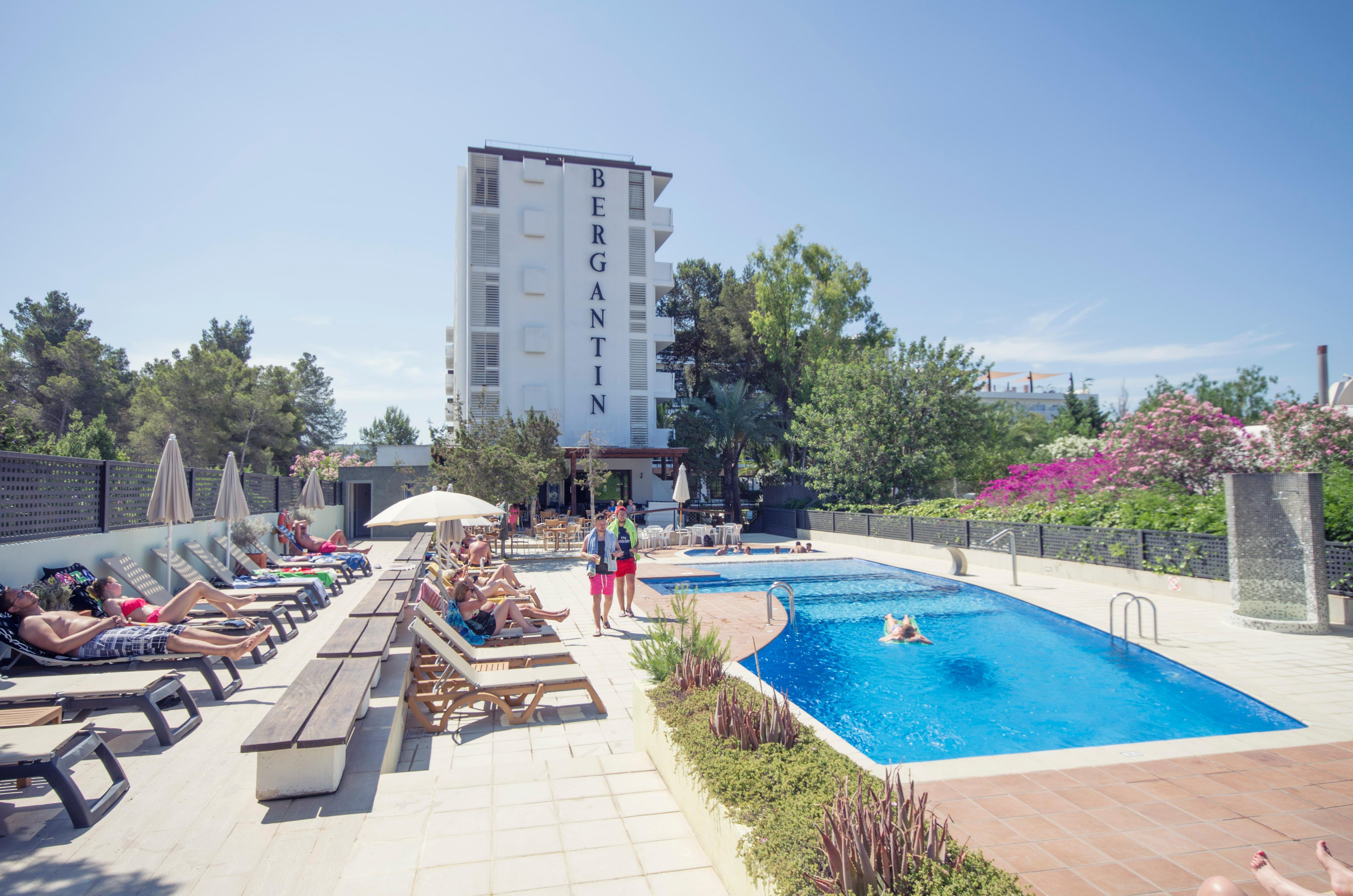 Sant Antoni de Portmany Azuline Hotel Bergantin מראה חיצוני תמונה